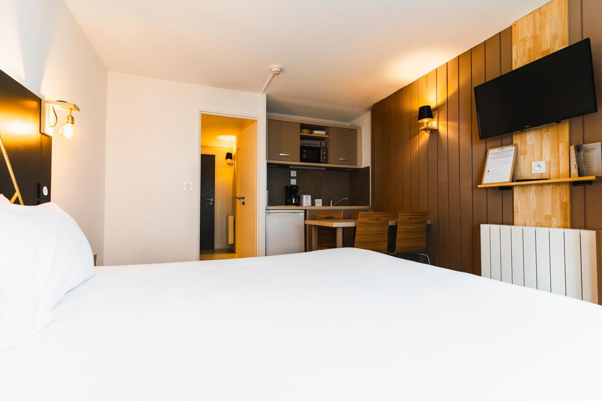 Garden & City Cauterets Balneo Exterior foto