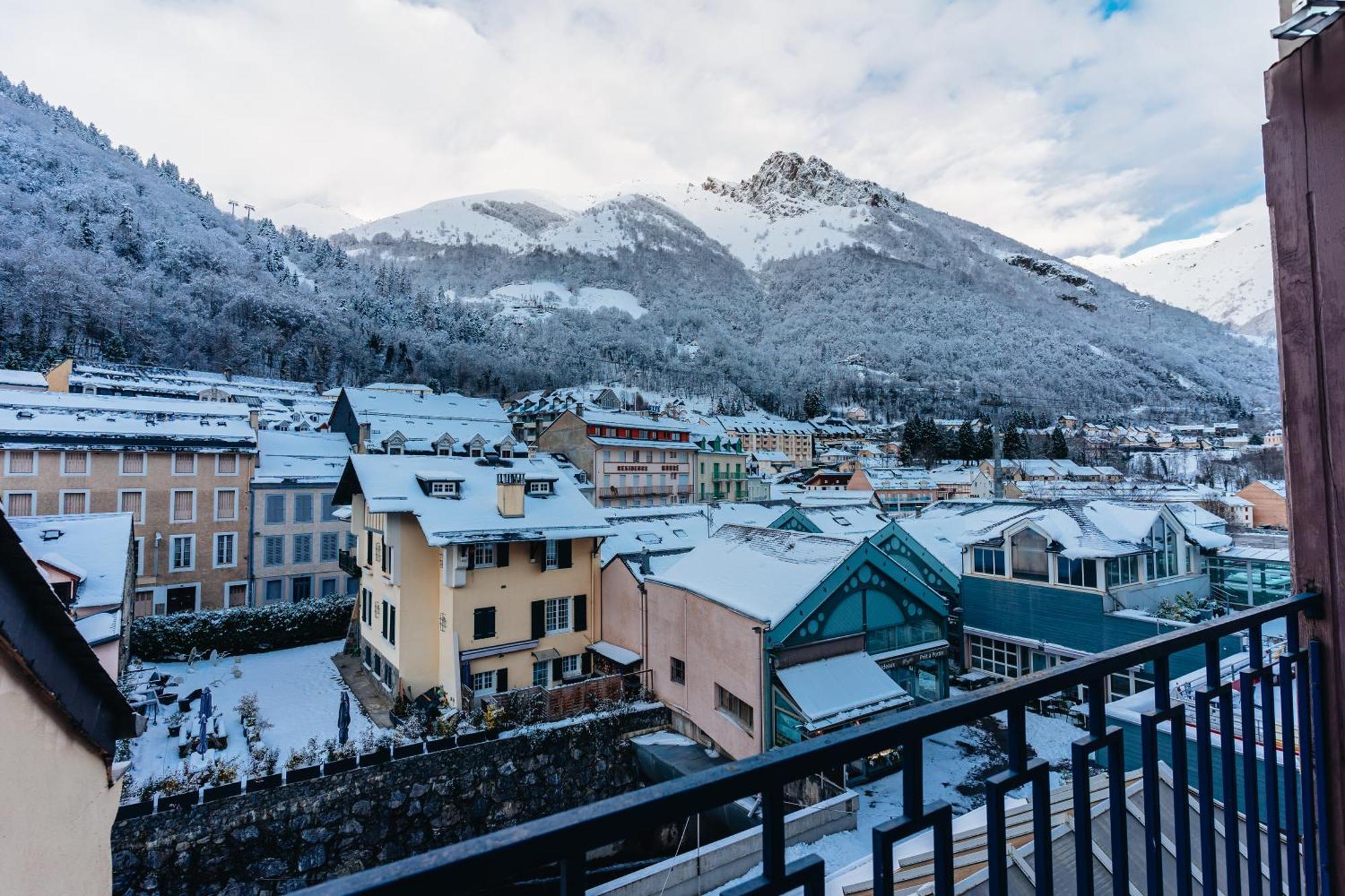 Garden & City Cauterets Balneo Exterior foto
